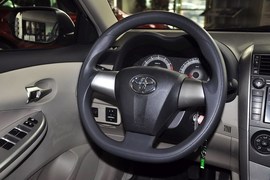 2011款一汽丰田卡罗拉1.6L