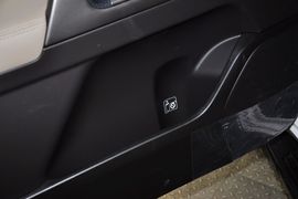 2010款丰田兰德酷路泽4.7L
