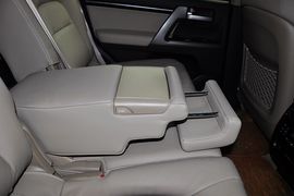 2010款丰田兰德酷路泽4.7L