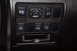 2010款丰田兰德酷路泽4.7L