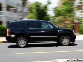 08款凯雷德外观
