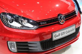 全新大众高尔夫GTI敞篷版日内瓦车展实拍