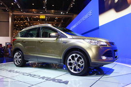 2013款福特KUGA日内瓦车展实拍