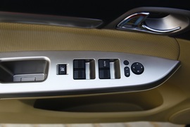 测试2012款长城腾翼C50
