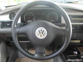 08款桑塔纳志俊