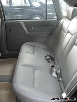 08款桑塔纳志俊