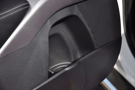 2012款三菱欧蓝德劲界3.0L豪华导航版