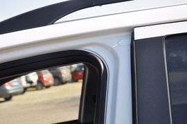 2012款三菱欧蓝德劲界3.0L豪华导航版