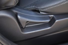 2012款三菱欧蓝德劲界3.0L豪华导航版