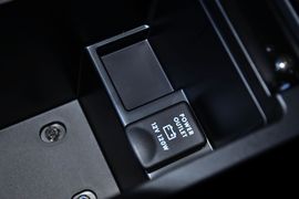 2012款三菱欧蓝德劲界3.0L豪华导航版