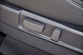 2012款三菱欧蓝德劲界3.0L豪华导航版