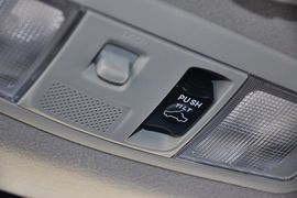 2012款三菱欧蓝德劲界3.0L豪华导航版