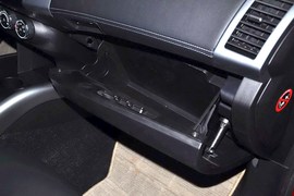 2012款三菱欧蓝德劲界3.0L豪华导航版