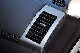 2012款三菱欧蓝德劲界3.0L豪华导航版