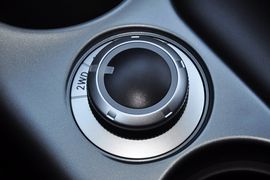 2012款三菱欧蓝德劲界3.0L豪华导航版