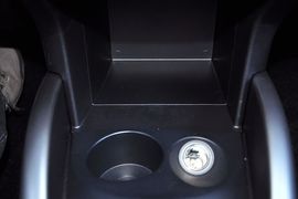 2012款三菱欧蓝德劲界3.0L豪华导航版