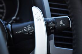 2012款三菱欧蓝德劲界3.0L豪华导航版