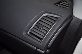 2012款三菱劲炫2.0L两驱导航炫逸版