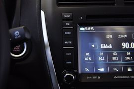 2012款三菱劲炫2.0L两驱导航炫逸版