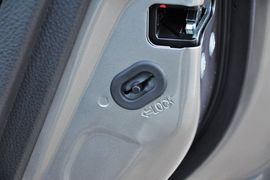 2012款东风日产奇骏2.5L