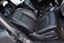 2012款东风日产奇骏2.5L
