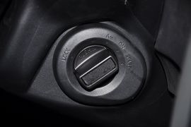 2012款东风日产奇骏2.5L