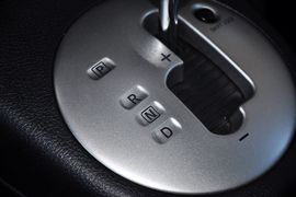 2012款东风日产奇骏2.5L