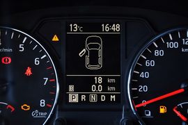 2012款东风日产奇骏2.5L
