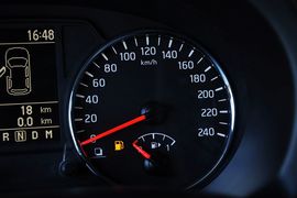 2012款东风日产奇骏2.5L