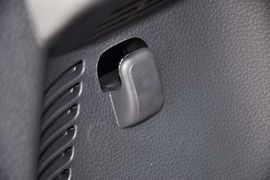 2012款长安铃木SX4锐骑1.8L手动运动型