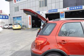 2012款长安铃木SX4锐骑1.8L手动运动型