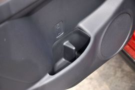2012款长安铃木SX4锐骑1.8L手动运动型