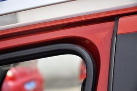 2012款长安铃木SX4锐骑1.8L手动运动型
