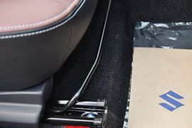 2012款长安铃木SX4锐骑1.8L手动运动型