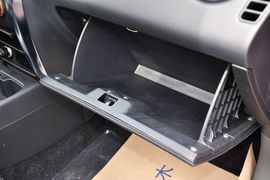 2012款长安铃木SX4锐骑1.8L手动运动型