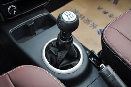 2012款长安铃木SX4锐骑1.8L手动运动型