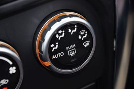 2012款长安铃木SX4锐骑1.8L手动运动型