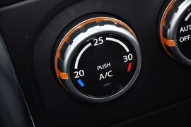 2012款长安铃木SX4锐骑1.8L手动运动型