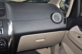 2011款长安铃木天语尚悦1.6L自动舒适型