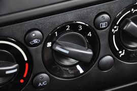 2011款长安铃木天语尚悦1.6L自动舒适型