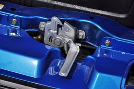 2011款长安铃木雨燕1.5L手动标准型