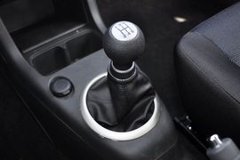 2011款长安铃木雨燕1.5L手动标准型