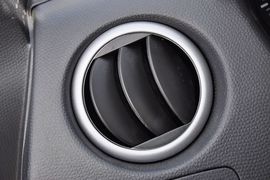 2011款长安铃木雨燕1.5L手动标准型