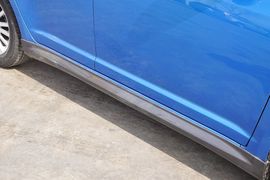 2011款长安铃木雨燕1.5L手动标准型