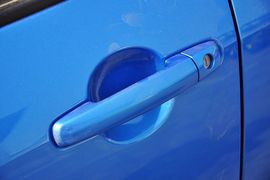 2011款长安铃木雨燕1.5L手动标准型