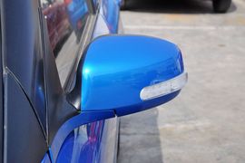2011款长安铃木雨燕1.5L手动标准型
