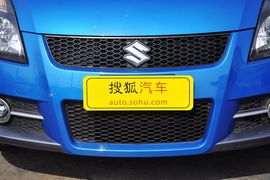 2011款长安铃木雨燕1.5L手动标准型