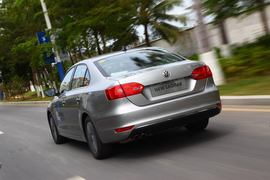 2012款大众全新速腾1.8TSI自动旗舰版