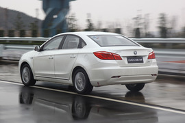 2012款长安逸动1.6L手动尊贵型舟山试驾