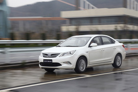 2012款长安逸动1.6L手动尊贵型舟山试驾